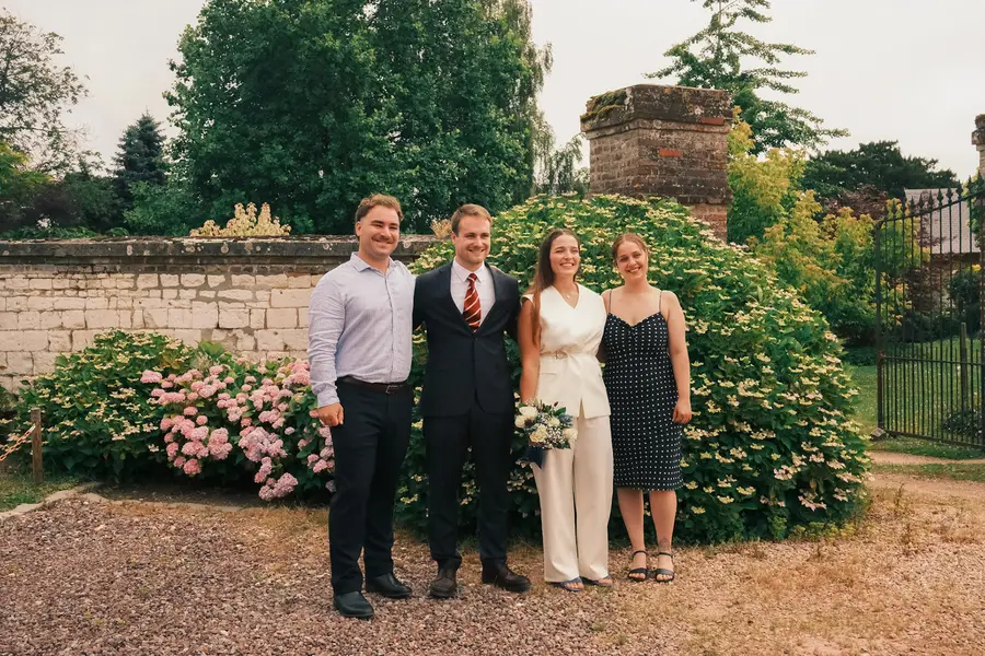 Adrien & Lucia — mariage civil — photograph 12 of 17. [Description to be refined]