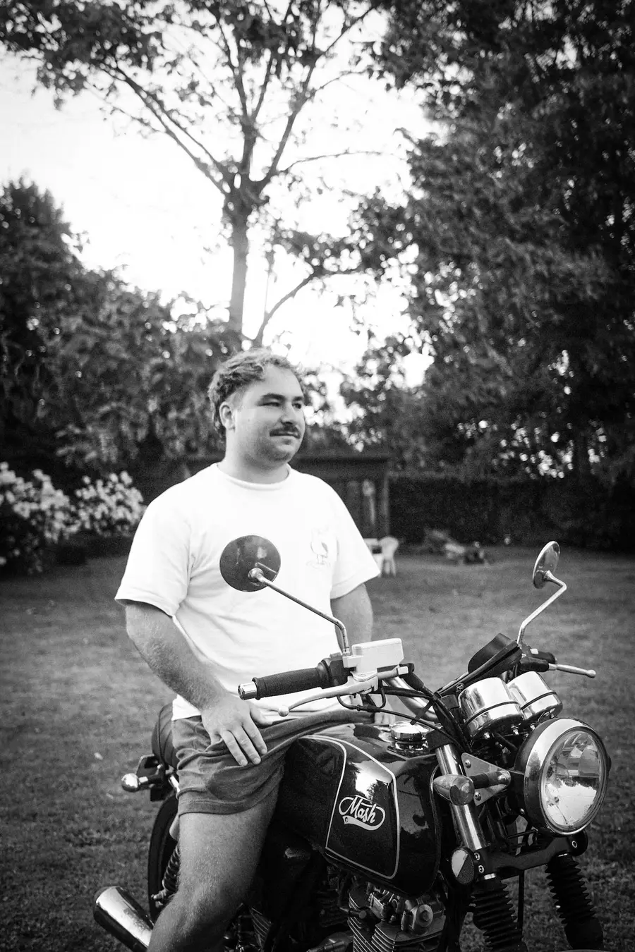 Portraits — photograph 17 of 22. [Description to be refined]